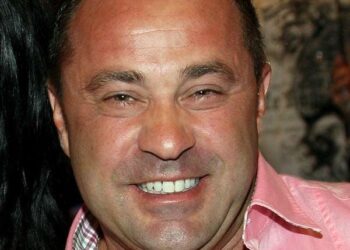 Joe Giudice Gives an Update on Moving Back to the US and His Life in the Bahamas – Bravo