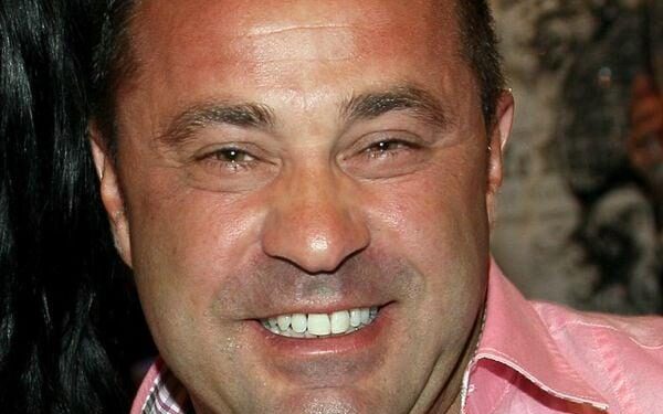 Joe Giudice Gives an Update on Moving Back to the US and His Life in the Bahamas – Bravo