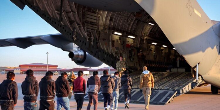 Deportation Flights Agreed, But Tensions Loom in US-Colombia Relations