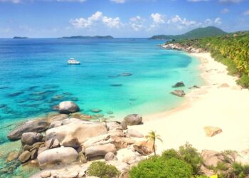 Discover the Ultimate British Virgin Islands: Top Beaches, Vibrant Nightlife, and Breathtaking Nature!