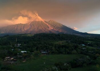 Residents Flee as Guatemalan Volcano Erupts, Unleashing Lava and Rocks