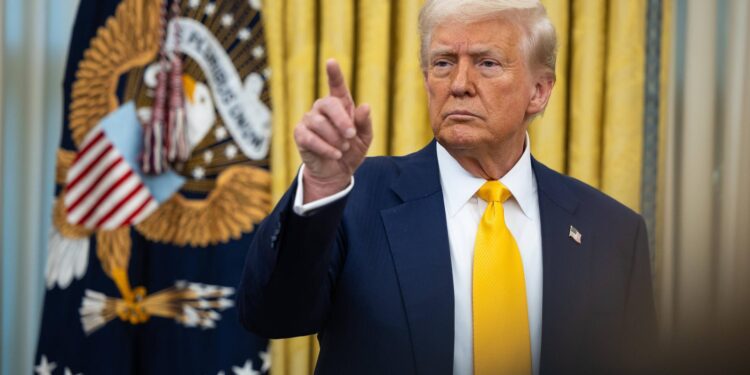 Poll Reveals: Americans Acknowledge Trump’s Threats but Disapprove of His Tactics