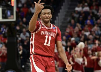 Arkansas Basketball Takes on Baylor: Don’t Miss the Action-Packed Highlights!