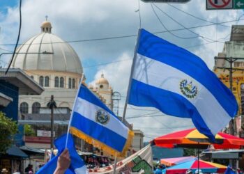 Discover the Vibrant Culture and Rich History of El Salvador!
