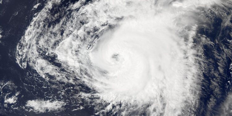 Hurricane Ernesto Unleashes Destructive Winds and Torrential Rain on Bermuda