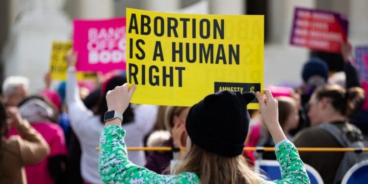 Arizona Faces Legal Battle as Abortion Rights Advocates Challenge Restrictive Laws