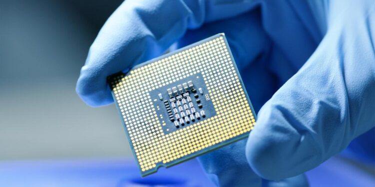 Blinken Unveils Bold Initiative to Boost Semiconductor Production in Latin America