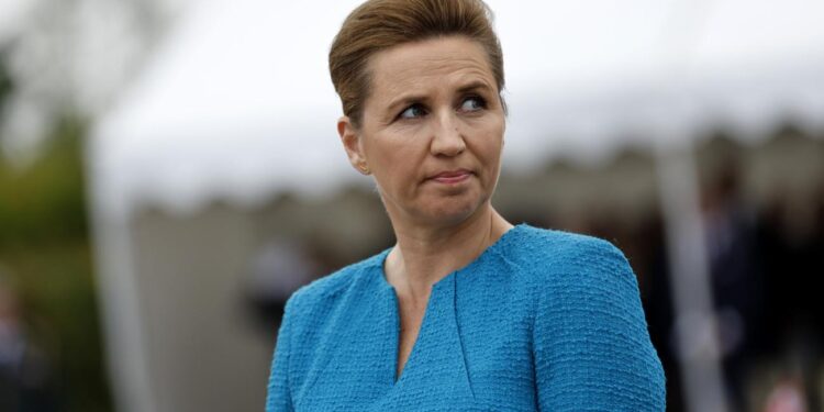 Danish PM Vows to Stand by Greenland Amidst US Pressure