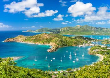 Discover the Ultimate Guide to Exploring Antigua: Your Perfect Travel Companion!
