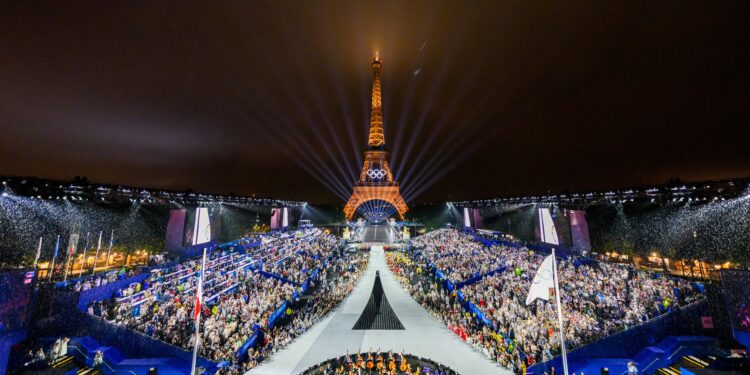 U.S. Sprinting Sensation: Quartet Shines in 4x100m Relay Final at Paris 2024, Jamaica Falls Short!