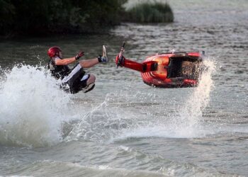 Devastating Jet Ski Accident at Half Moon Cay Claims Life of Cruise Passenger