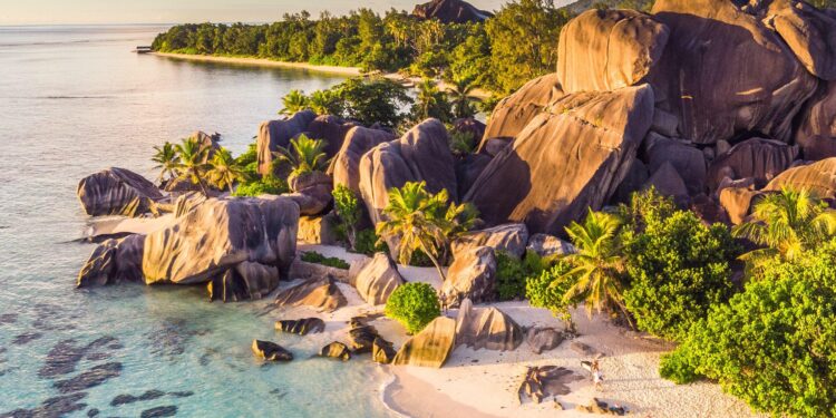 Discover the Most Stunning U.S. Islands for Your Dream Beach Getaway!