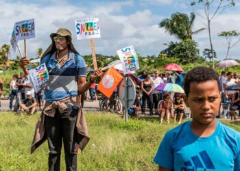 Strikes Ignite Tensions in French Guiana, Bringing the Territory to a Standstill