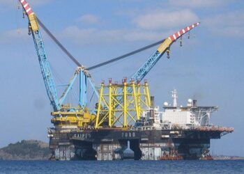 Saipem Secures $1.9 Billion Offshore Contract with TotalEnergies in Suriname!