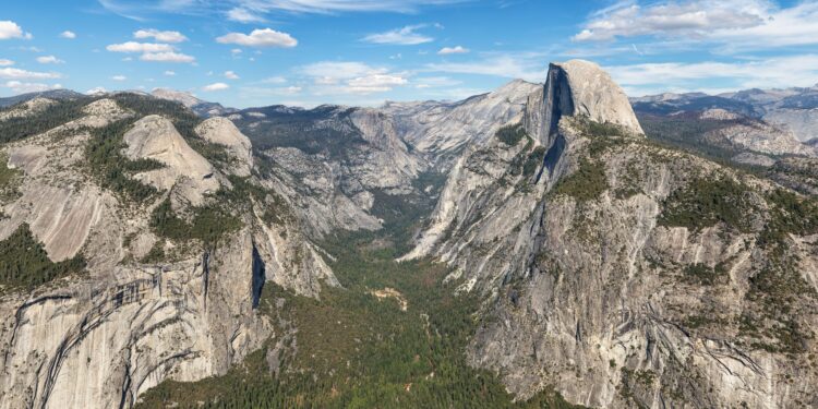 Discover the Wonders of Yosemite National Park: Your Ultimate Travel Guide
