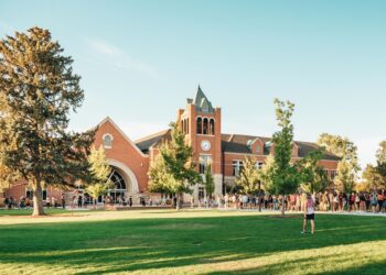 Tragic Loss: Northwest Nazarene University Student Dies in Ecuador Scuba Diving Accident