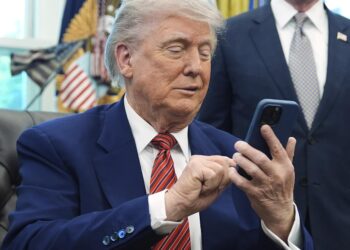 Trump Mobile Stands Firm on ‘Made in America’ Promise for New Phones!