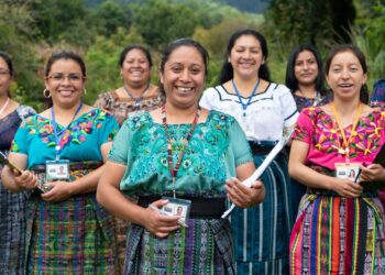 Empowering Women: The Inspiring Journey of Mil Milagros from America to Guatemala