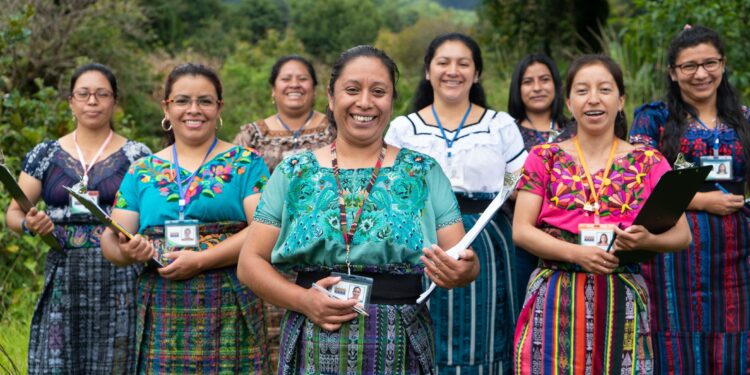 Empowering Women: The Inspiring Journey of Mil Milagros from America to Guatemala