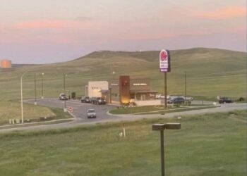 Discover the Most Breathtaking Taco Bell: A Coastal Gem in California!