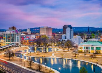Discover Alabama’s Hidden Gems: 3 Top Places to Live in America!