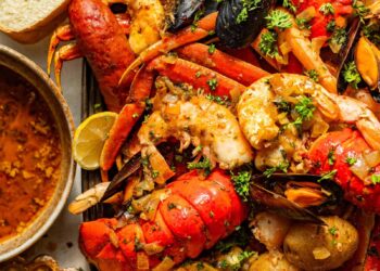Chile Shines Bright with Its Finest Seafood at North America’s Top Industry Fair 2025