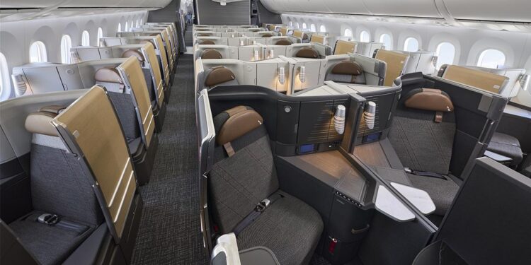 Sky-High Adventure: American Airlines Unveils Nonstop Flights from Colorado Springs to Chicago O’Hare!