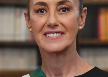 Mexican President Challenges El Chapo’s U.S. Lawyer in Bold Defamation Showdown Against Cartels