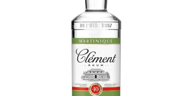 Savor the Exotic Flavors of Martinique’s Rhum: Experience the Caribbean in Every Sip!