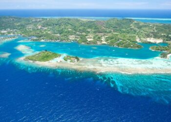 Unveiling Honduras: Discover the Vibrant Cities and Hidden Treasures Awaiting You!