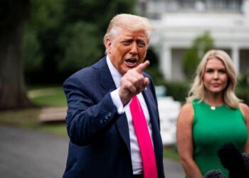 Trump’s Daring Proposal: Herschel Walker as U.S. Ambassador to the Bahamas!