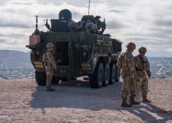 Pentagon Boosts Security: New Buffer Zones Set for Arizona and Texas Borders!