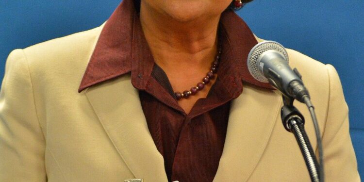 Kamla Persad-Bissessar’s Inspiring Return to Trinidad and Tobago Politics!