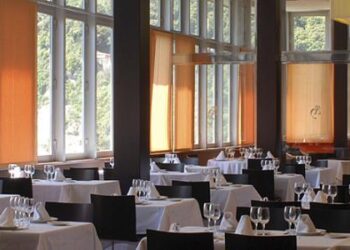 Savor the Flavors: 10 Unmissable Restaurants to Experience in Montserrat, Buenos Aires!