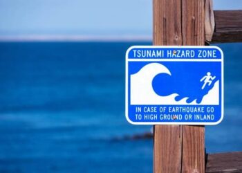 Urgent Tsunami Alert: Caribbean Braces for Impact After 7.6 Magnitude Earthquake!