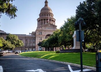 Devastated Texas Man Returns Home Alone After Wife’s ICE Detention Cuts Their Honeymoon Short