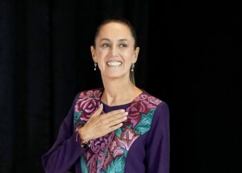 Sheinbaum Aims to Strengthen Ties with Latin America at CELAC Summit in Honduras