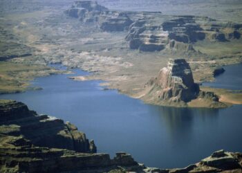 Discovering the Hidden Treasures of Freshwater Resources in the U.S. Virgin Islands: Navigating Challenges and Embracing Opportunities