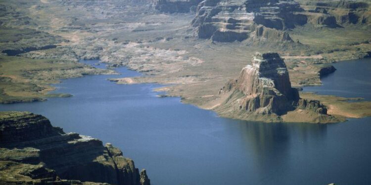 Discovering the Hidden Treasures of Freshwater Resources in the U.S. Virgin Islands: Navigating Challenges and Embracing Opportunities