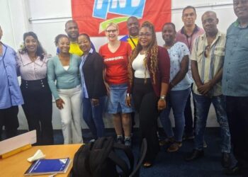 Unite for Change: A Bold New Movement for Call Centre Workers in Suriname!
