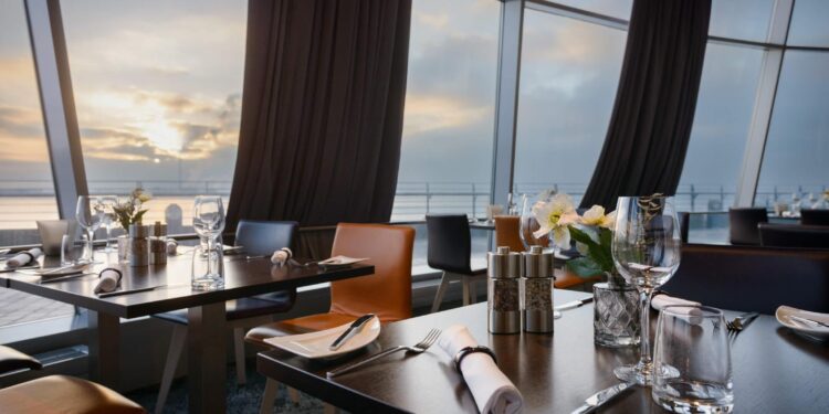 Savor the Flavor: Arizona’s Must-Try Hotel Restaurants Making a Splash Nationwide!