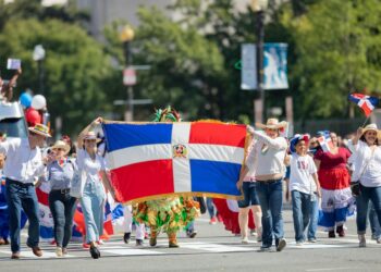 From Paradise to Promise: The Inspiring Journey of Dominican Immigrants in the U.S