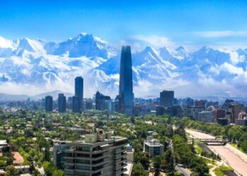 Chile and Uruguay Face Off in a Thrilling Battle for Semifinal Glory!