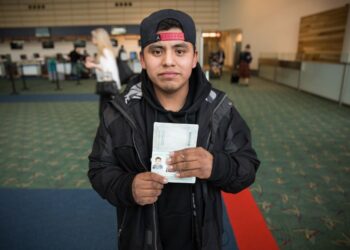 Guatemalan Man Makes Bold Return to the U.S. Following Court Victory Over Trump Administration