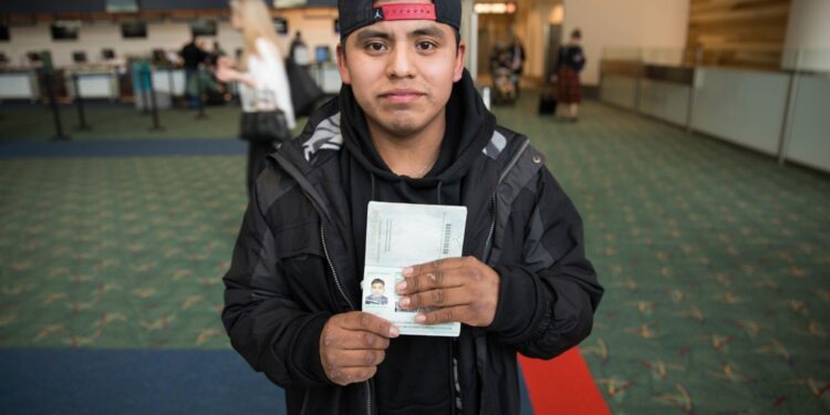 Guatemalan Man Makes Bold Return to the U.S. Following Court Victory Over Trump Administration