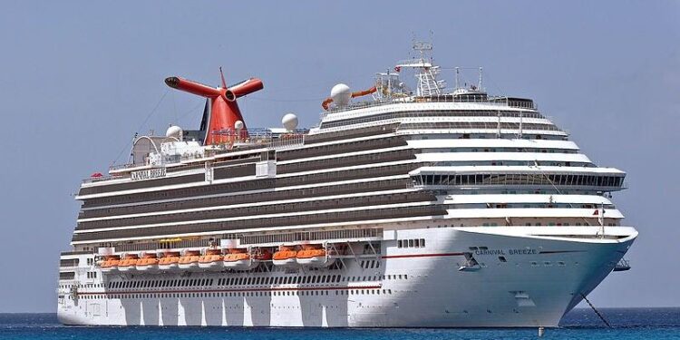 Heartbreaking Tragedy: Carnival Cruise Passengers Lose Their Lives at Bahamas Resort