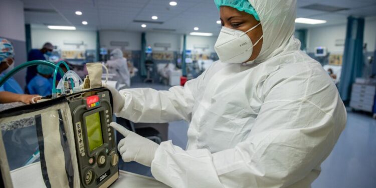 Dominican Scientist Ready to Dazzle at the Caribbean American Heritage Awards!