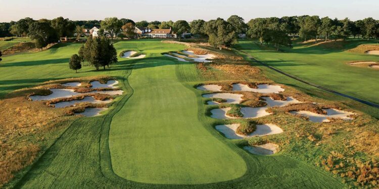 Tempers Ignite at Bethpage Black: American Fans Bring the Heat to Team Europe in Ryder Cup Showdown!