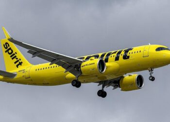 Jet Set to Paradise: Spirit Airlines Unveils Thrilling New Route from Fort Lauderdale to Grand Cayman!