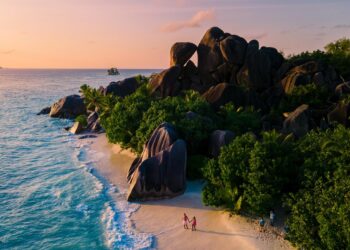 Uncover the Best-Kept Secret Beaches in the US for Your Ultimate 2025 Coastal Escape!